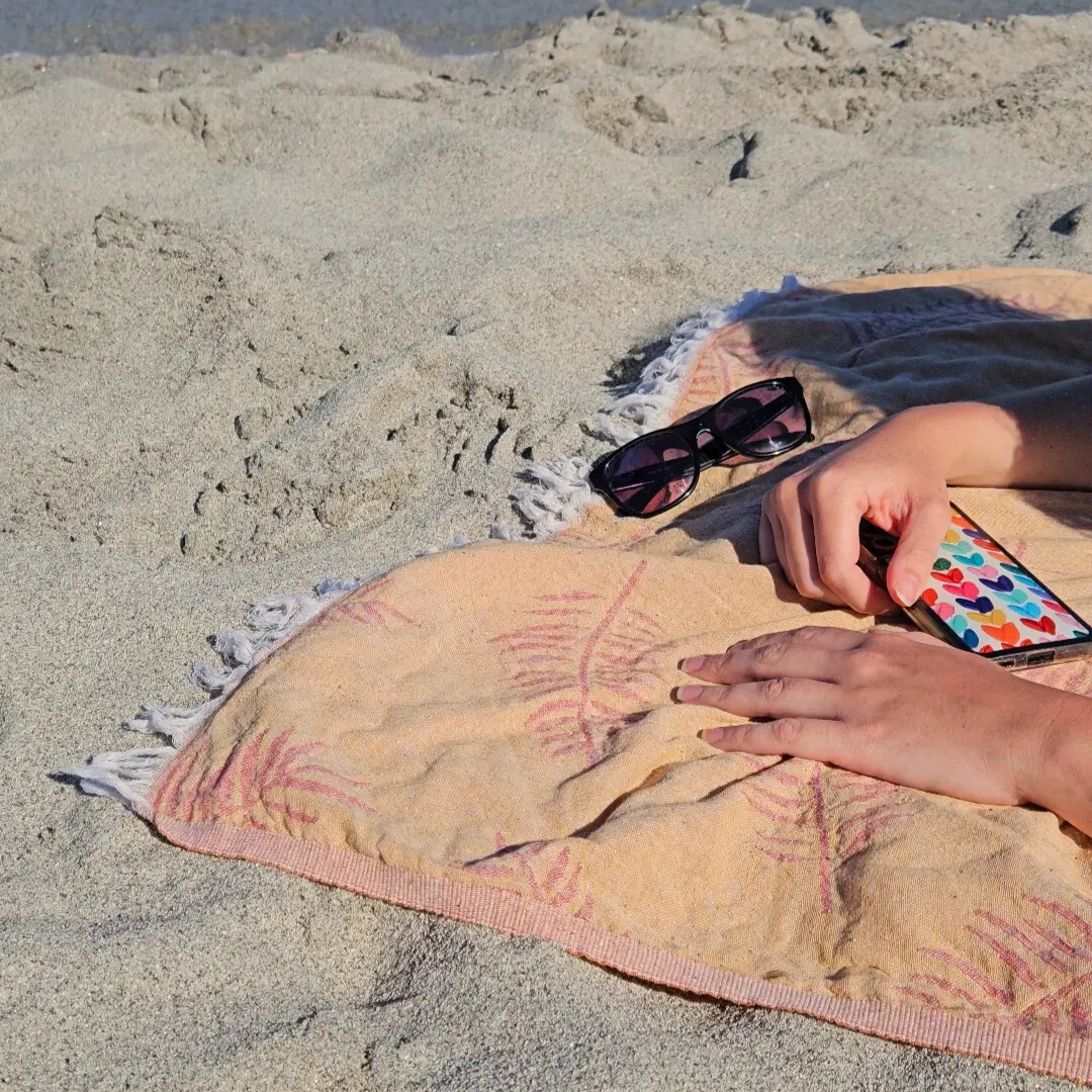 Strandtuch aus Baumwolle Rot Gelb dünn leicht für Strand