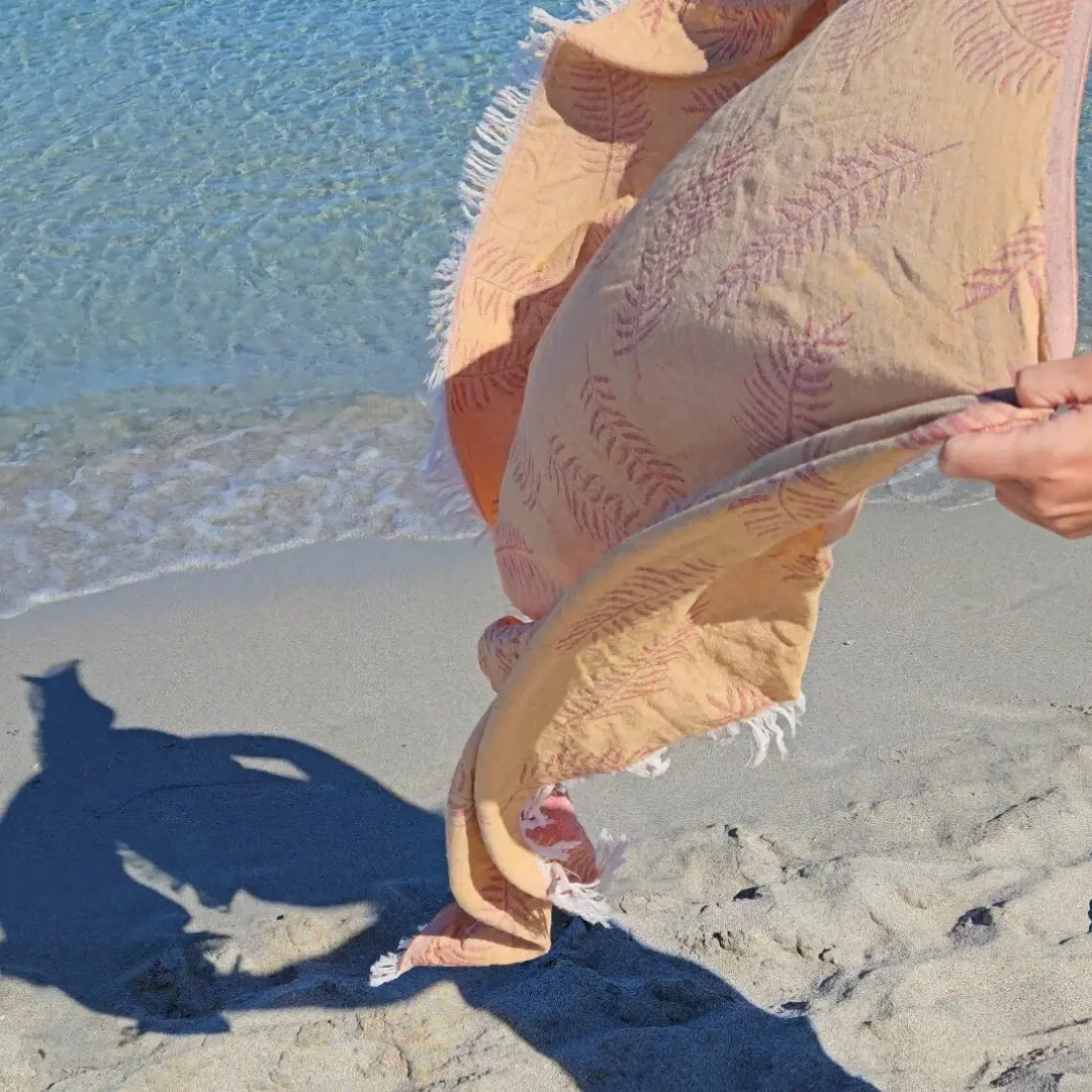 Strandtuch aus Baumwolle Rot Gelb ideal für Sommerurlaub